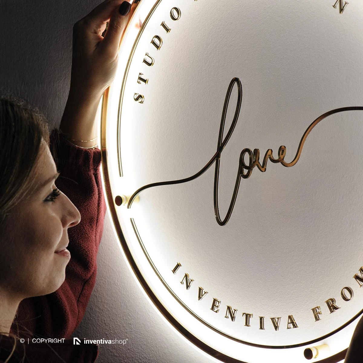 Insegna luminosa Illumasign