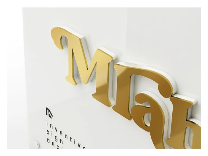 Lettere in plexiglass bianco 8 mm + 3 mm