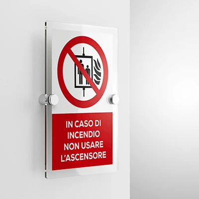 Cartello in caso di incendio non usare l'ascensore con testo mod. verticale