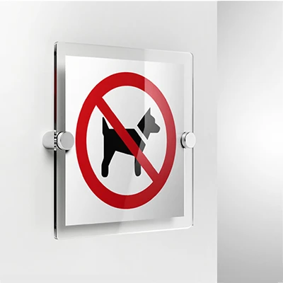 Cartello vietato l'accesso ai cani P021