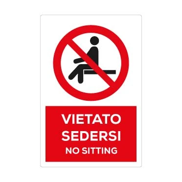 Vietato sedersi