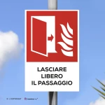 Cartello porta tagliafuoco antincendio con testo mod. verticale