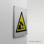 Cartello di pericolo attenzione argini non protetti W051