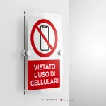 Cartello vietato l'uso di cellulari con testo mod. verticale