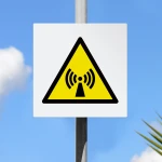 Cartello pericolo radiazioni non ionizzanti W005