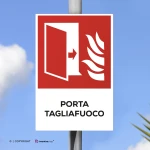 Cartello porta tagliafuoco antincendio con testo mod. verticale