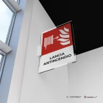 Cartello lancia antincendio con testo mod. verticale
