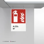 Cartello estintore antincendio con testo mod. verticale