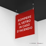 Cartello rompere il vetro in caso di incendio