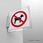 Cartello vietato l'accesso ai cani P021