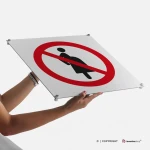 Cartello vietato l'accesso alle donne incinte P042