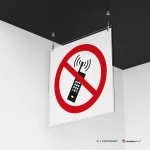 Cartello vietato usare i cellulari P013