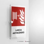Cartello lancia antincendio con testo mod. verticale