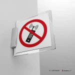 Cartello vietato usare i cellulari P013