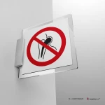 Cartello vietato l'accesso ai portatori di protesi P014