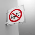 Cartello vietato installare seggiolini per bambini P074