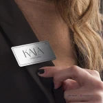 Badge in acrilico inciso