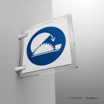 Cartello obbligo di usare la protezione regolabile della sega circolare da banco M031