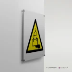 Cartello attenzione carica della batteria in corso W026