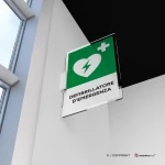 Cartello defibrillatore d'emergenza con testo mod. verticale