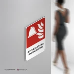 Cartello attrezzatura antincendio con testo mod. verticale